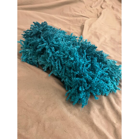 Warm & Stylish Blue Ombre Handknit Scarf - Picture 8 of 10